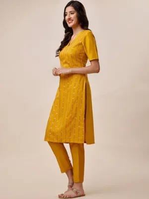 Ethnic Embroidered V-Neck Thread Work Kurta With Trousers